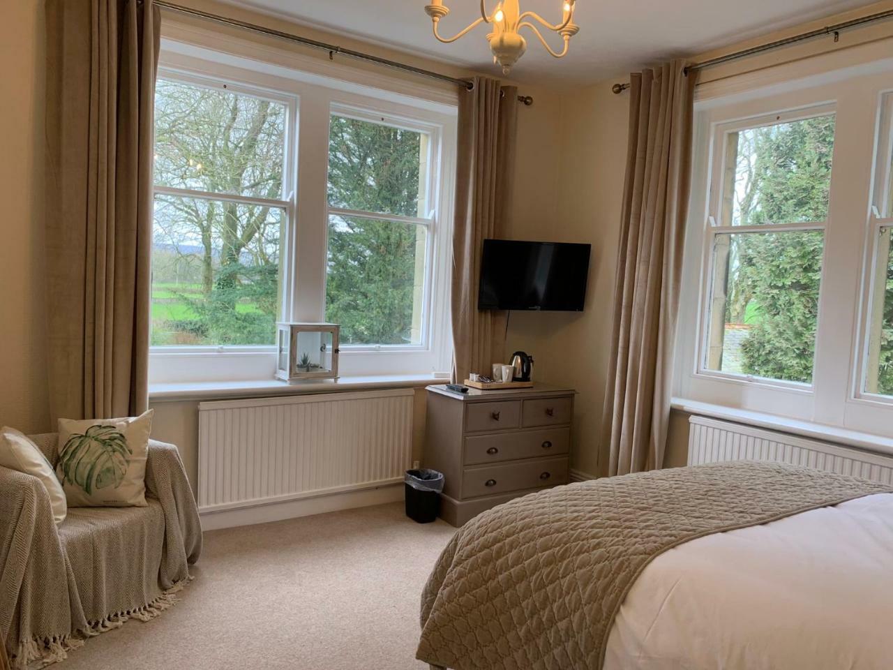 أوستويك The Dalesbridge Lodge B&B المظهر الخارجي الصورة