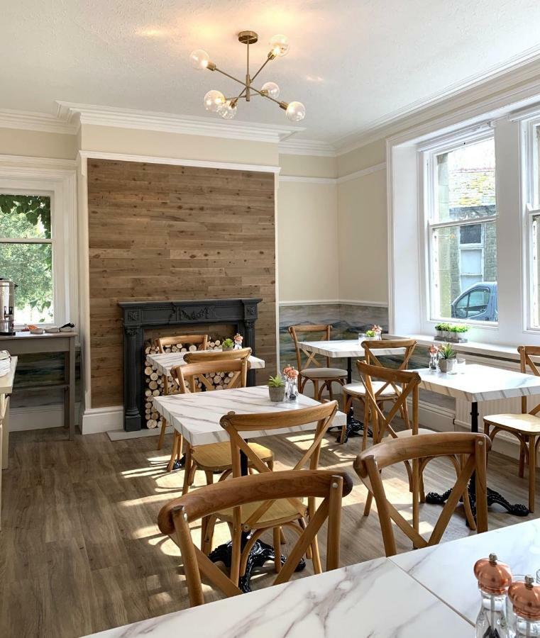 أوستويك The Dalesbridge Lodge B&B المظهر الخارجي الصورة
